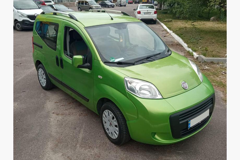 Citroen Nemo 2007-2017 Barras de Techo Cromadas Pies metálicos Foto 3