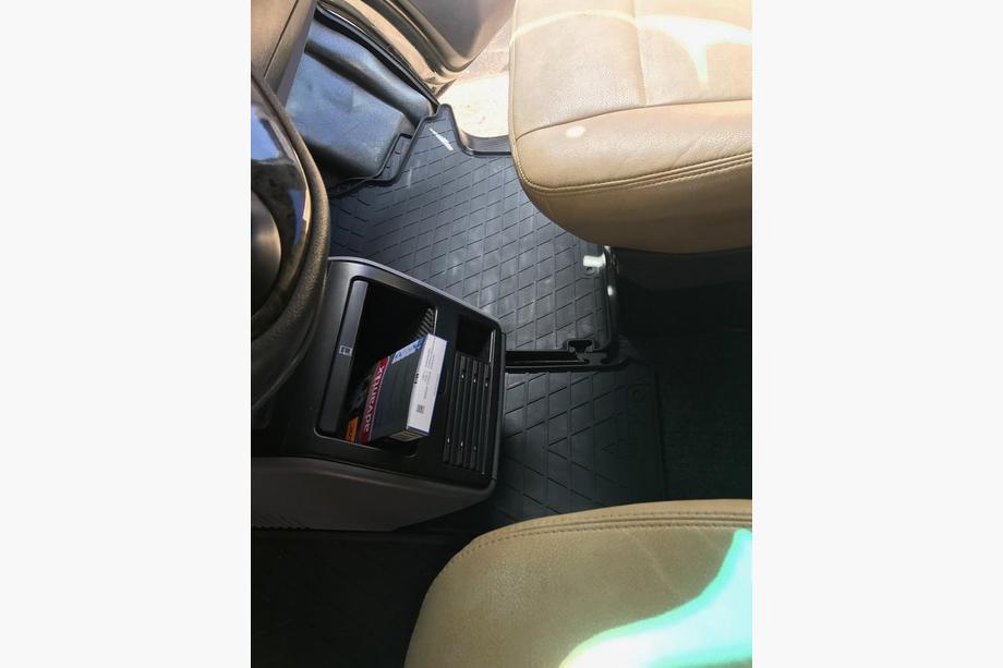Mercedes Vito W638 1996-2003 Alfombrillas de goma (3 uds, Stingray) Foto 3