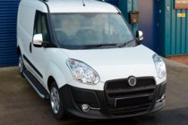 Fiat Doblo II 2010-2022 Embellecedores de faros antiniebla con franjas (2010-2015, 4 uds, acero inoxidable) Carmos - Acero Inoxidable Turco foto 4