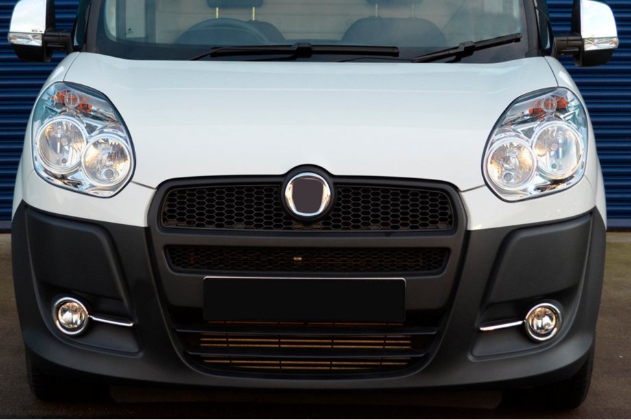 Fiat Doblo II 2010-2022 Embellecedores de faros antiniebla con franjas (2010-2015, 4 uds, acero inoxidable) Foto 6
