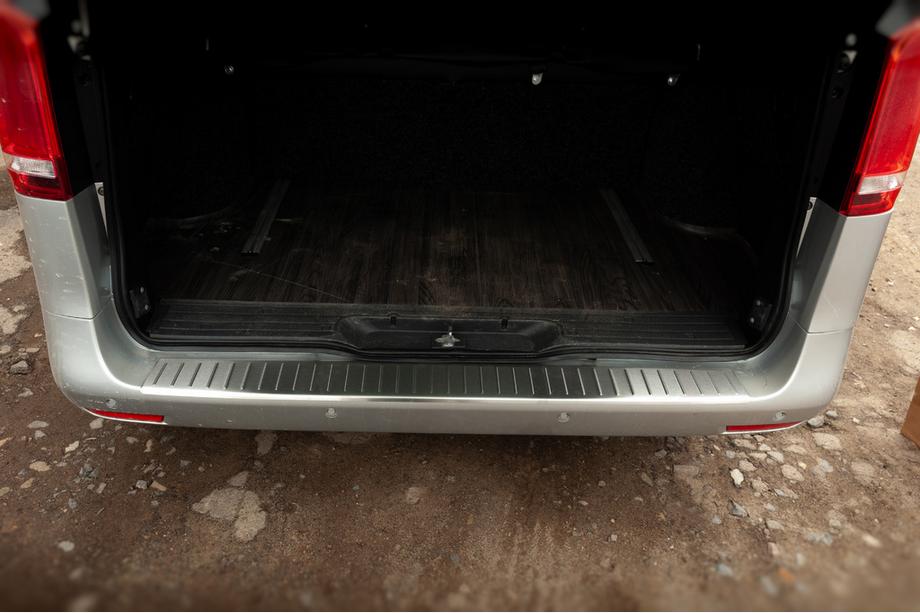 Mercedes Vito/V-class W447 2014- Protector de Parachoques Trasero OmsaLine Acero Inoxidable Brillante Image