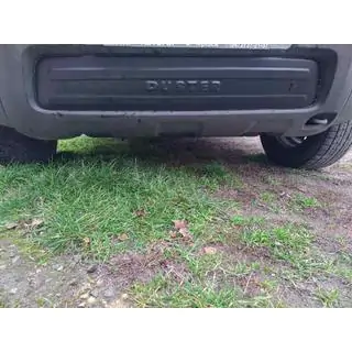 Cubierta inferior de parrilla de invierno Renault Duster 2008–2017 foto 2