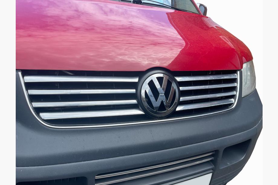 Volkswagen T5 Transporter 2003-2010 Cubiertas cromadas para rejilla (8 tiras, acero inoxidable) Carmos - Acero Inoxidable Turco Foto 1