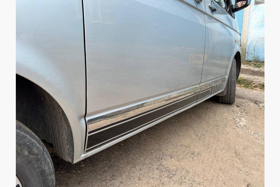 Volkswagen T5 Transporter 2003-2010 Molduras de Puerta Acero Inoxidable Cromo 1 Puerta, Distancia Corta entre Ejes, OmsaLine - Acero Inoxidable Italiano Foto 19