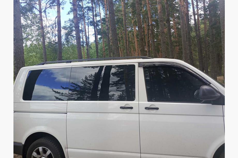 Volkswagen T5 Transporter 2003-2010 Barras de Techo Negras Base larga, pies de plástico Foto 21