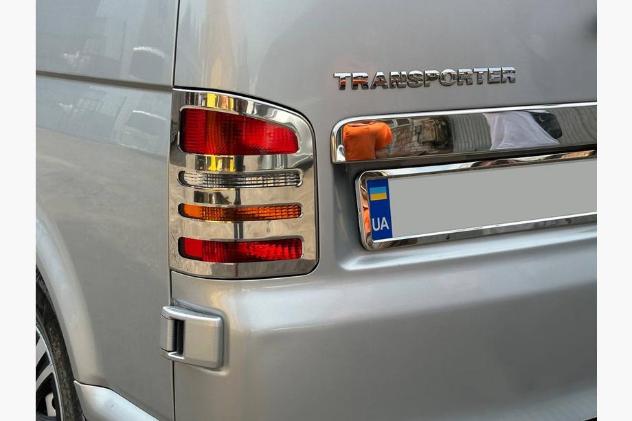 Volkswagen T5 Multivan 2003–2010 Cubiertas Cromadas para Luces Traseras (2 uds, Acero Inoxidable) 2 Puertas, OmsaLine - Acero Inoxidable Italiano Image