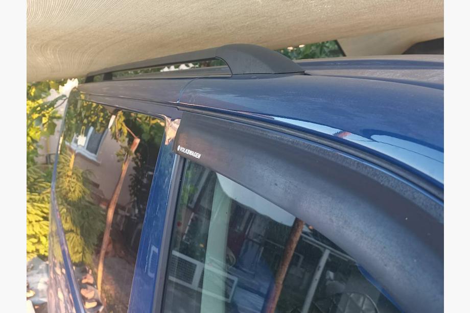Volkswagen T5 Multivan 2003–2010 Barras de techo negras Foto 18