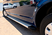 Volkswagen T5 2010-2015 Estribos Laterales Maya V2 (2 uds., Aluminio) Batalla Larga foto 3
