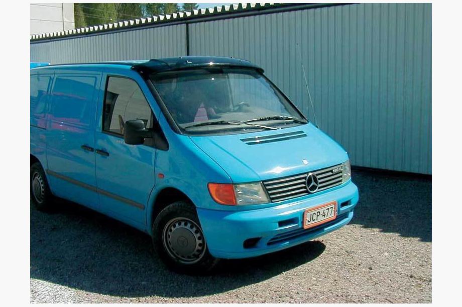 Mercedes Vito W638 1996-2003 Visera para parabrisas (negro brillo, 5mm) Foto 4