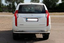 Mitsubishi Pajero Sport 2015- Protector Trasero AK005 (Acero Inoxidable) foto 2