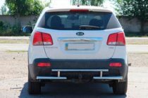 Kia Sorento II XM 2009-2014 Barra Trasera AK002-2 (Acero Inoxidable) foto 3