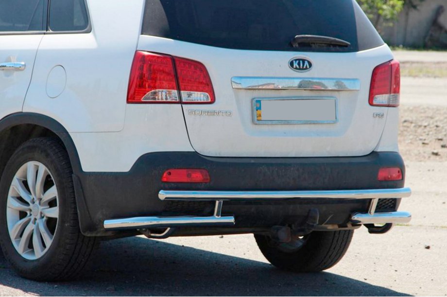 Kia Sorento II XM 2009-2014 Barra Trasera AK003-2 (Acero Inoxidable) Foto 3