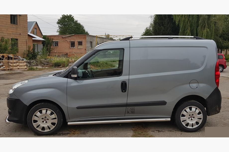 Fiat Doblo II 2010-2022 Tubos Laterales (2 uds., Acero Inoxidable) 60mm, Base Estándar Foto 3