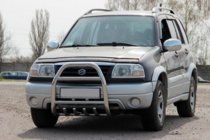 Suzuki Vitara 1998-2006 Defensa Delantera QT007 (Acero Inoxidable) foto 3