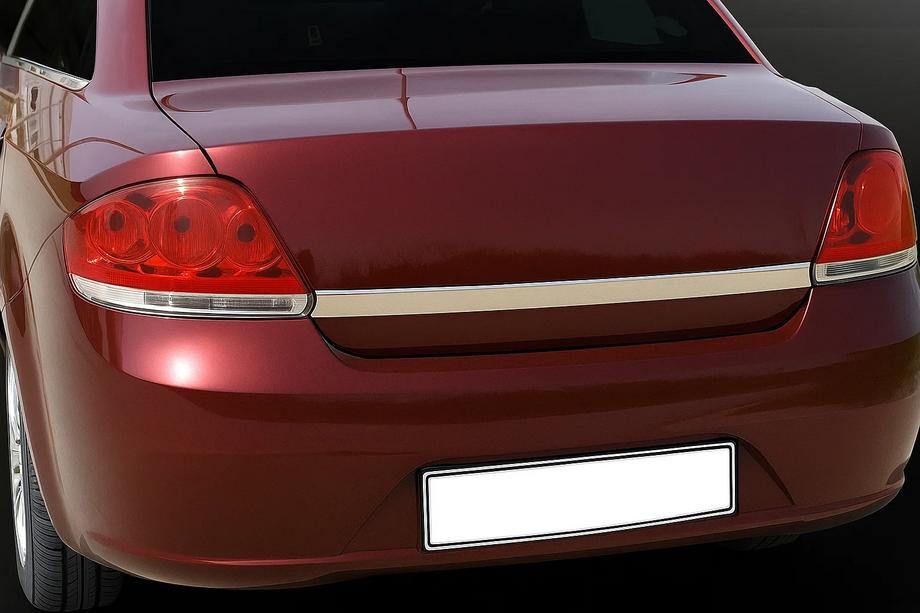 Fiat Linea 2006-2018 Moldura Tapa Maletero 2006-2012 Acero Inoxidable Image