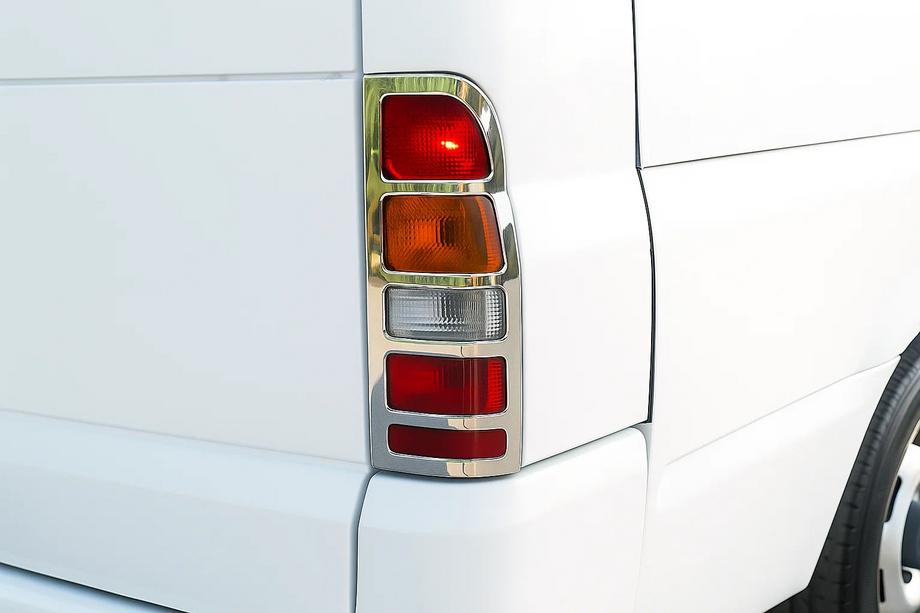 Ford Transit 2000–2014 Cubiertas de Luces Traseras (2 uds., Acero Inoxidable) Image