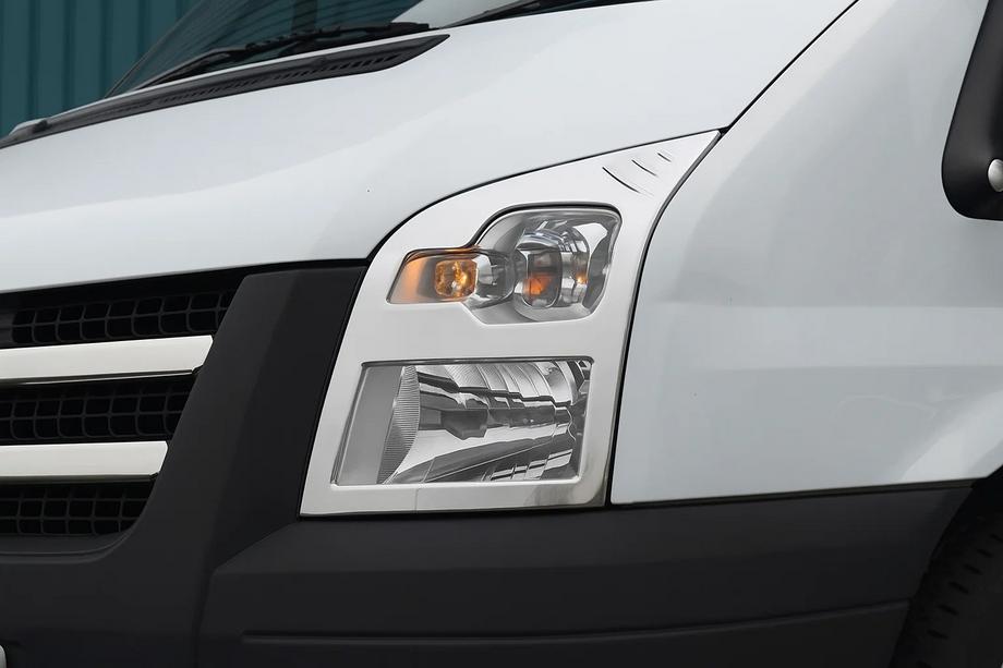 Ford Transit 2000–2014 Cubiertas de Faros (2 uds., Acero Inoxidable) Image