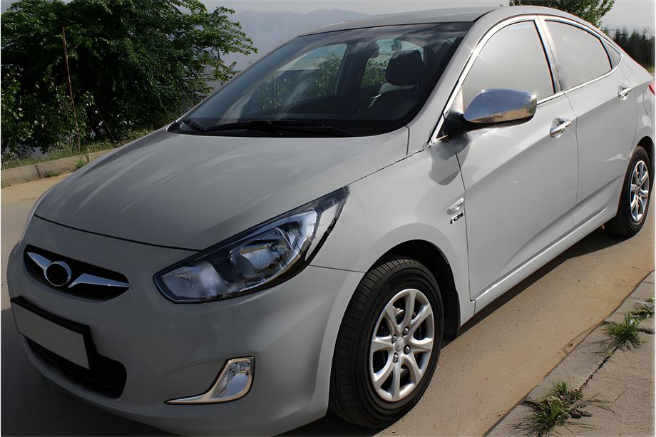Hyundai Accent 2011-2017 Cubiertas de espejos sin hueco para intermitente (2 uds) Image