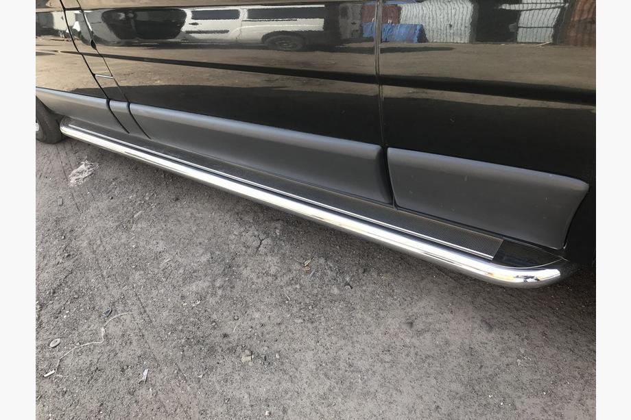 Nissan Primastar 2002-2014 Estribos Laterales Premium (2 uds., Acero Inoxidable) Image