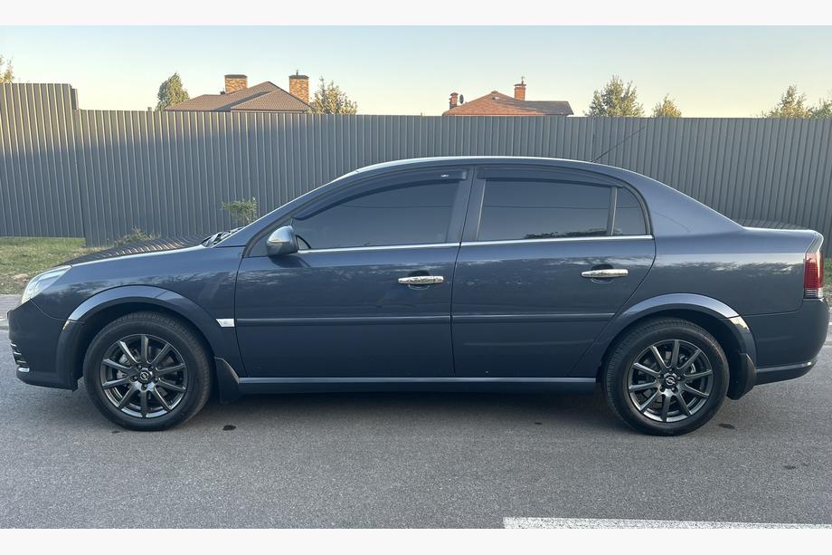 Opel Vectra C 2002-2008 Molduras exteriores de ventanas acero inoxidable (4 uds) OmsaLine - Acero Inoxidable Italiano Image