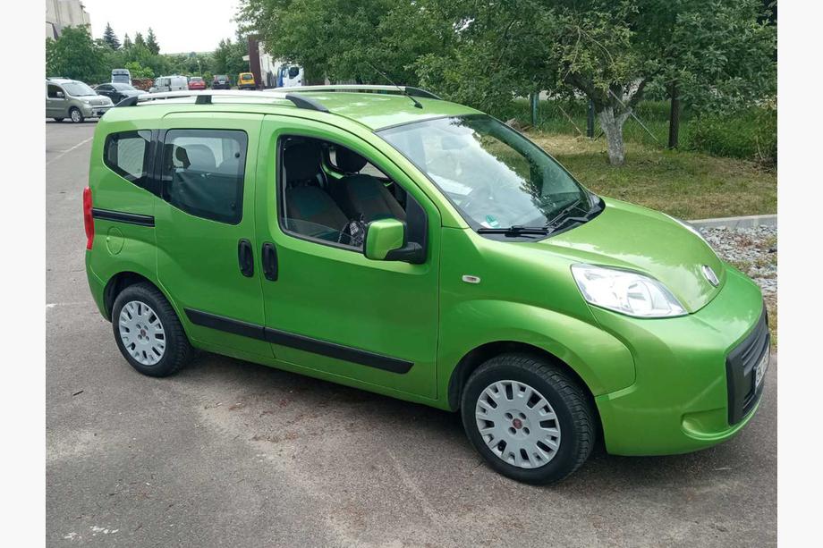 Peugeot Bipper 2008-2017 Barras de Techo Cromadas Pies de Hierro Fundido Foto 2