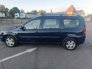Renault Logan MCV 2005-2013 Barras de Techo Negras Pies de Hierro Fundido foto 4