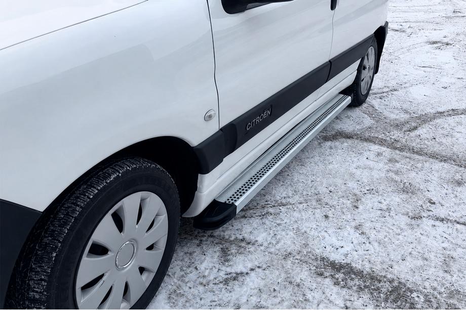 Citroen Berlingo 1996-2008 Estribos Laterales Maya V2 (2 uds., Aluminio) Image