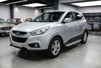 Hyundai IX-35 2010-2015 Estribos Laterales Maya V2 (2 uds., Aluminio) foto 1