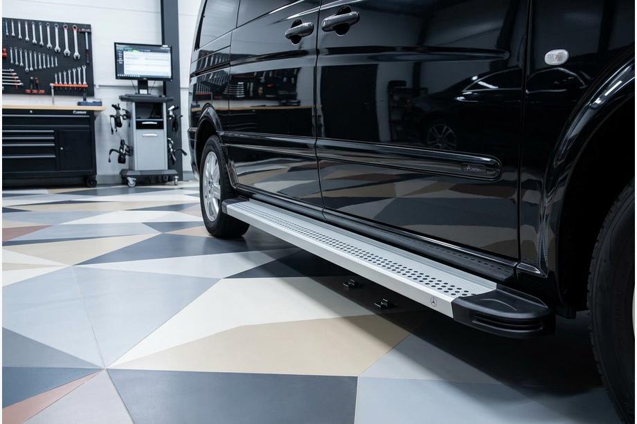 Mercedes Vito/V-class W447 2014- Estribos Laterales Maya V2 (2 uds., Aluminio) Image