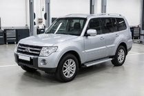 Mitsubishi Pajero Wagon IV 2006-2021 Estribos Laterales Maya V2 (2 uds., Aluminio) foto 1