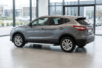 Nissan Qashqai 2014-2021 Estribos Laterales Maya V2 (2 uds., Aluminio) foto 1