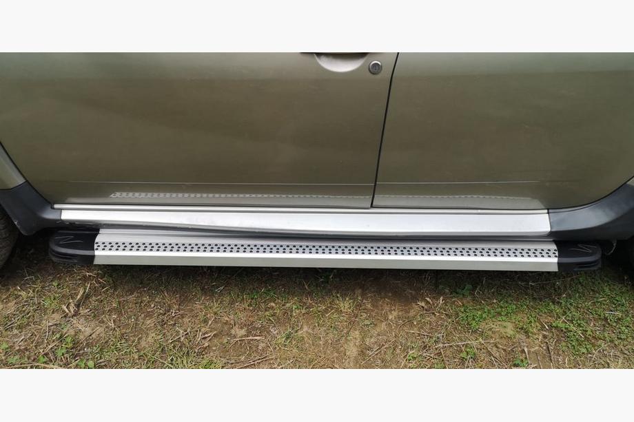 Renault Duster 2008–2017 Estribos Laterales Maya V2 (2 uds., Aluminio) Foto 3