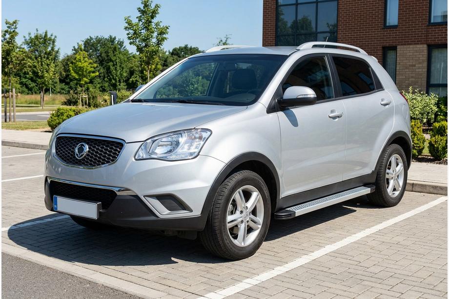 SsangYong Korando 2010-2019 Estribos Laterales Maya V2 (2 uds., Aluminio) Image