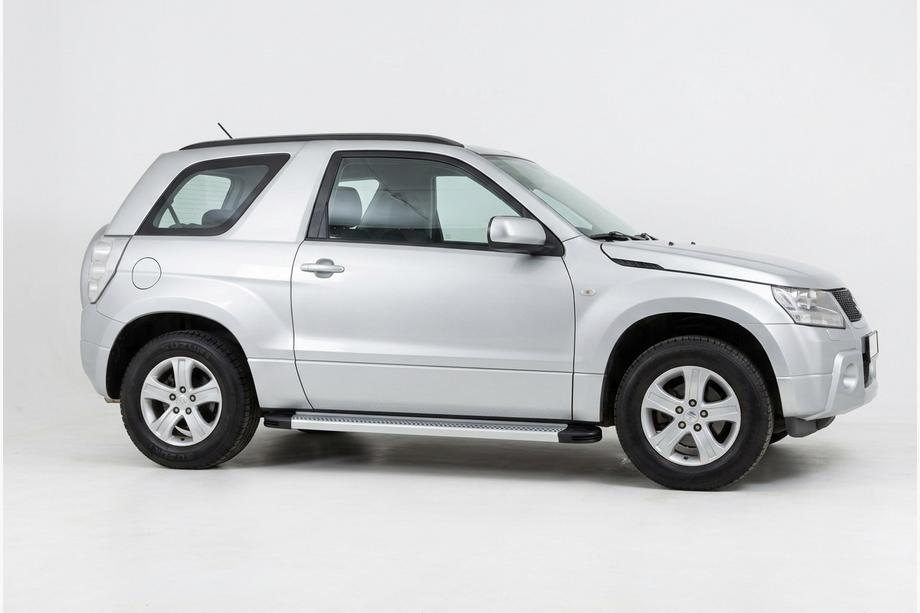 Suzuki Grand Vitara 2005-2017 Estribos Laterales Maya V2 (2 uds., Aluminio) Image
