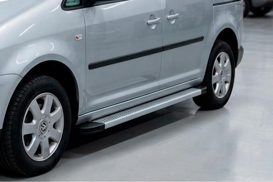 Volkswagen Caddy 2010-2015 Estribos Laterales Maya V2 (2 uds., Aluminio) Image