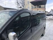 Renault Trafic 2001–2015 Barras de Techo Cromadas Largo, pies de plástico foto 9