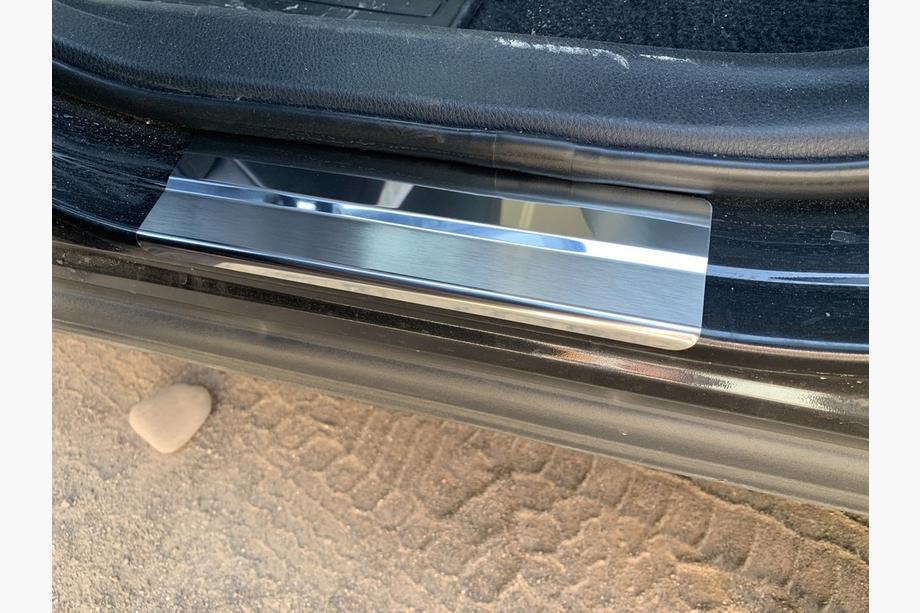 Toyota Rav 4 2013-2018 Cubiertas de estriberas Nataniko (4 uds, acero inoxidable) Foto 9