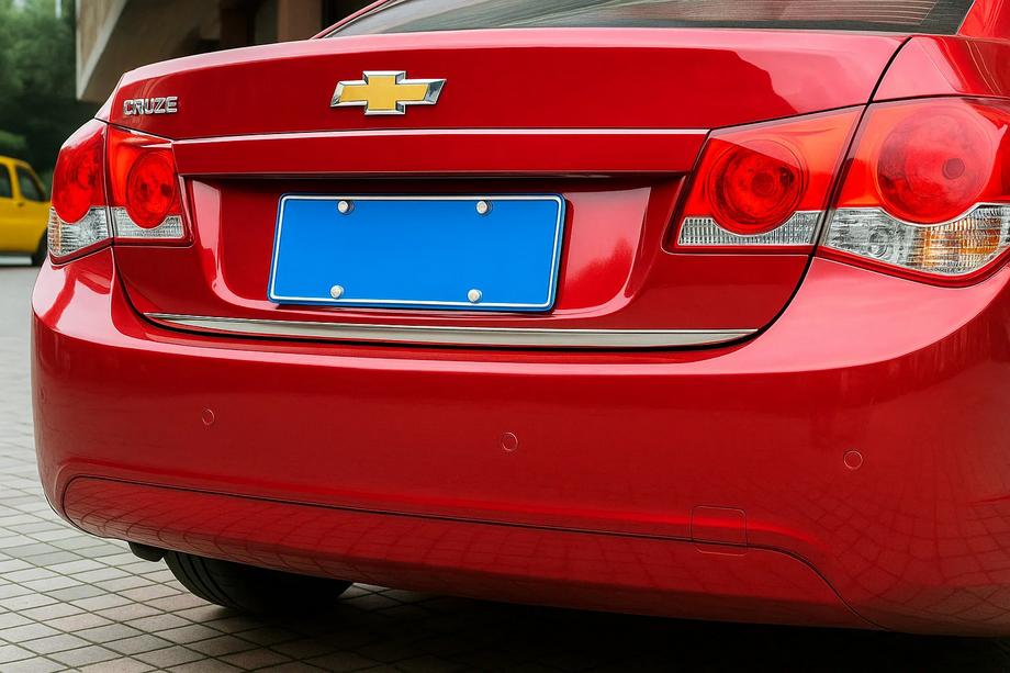 Chevrolet Cruze 2009–2015 Protector de borde de maletero acero inoxidable Sedán, Carmos - Acero Turco Image