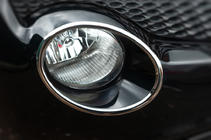 Nissan Juke 2010-2019 Cubiertas cromadas para faros delanteros (2 uds., acero inoxidable) foto 1