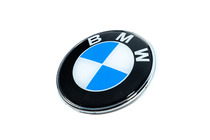 BMW 3 Series F30/F31 2012-2019 Emblema foto 2