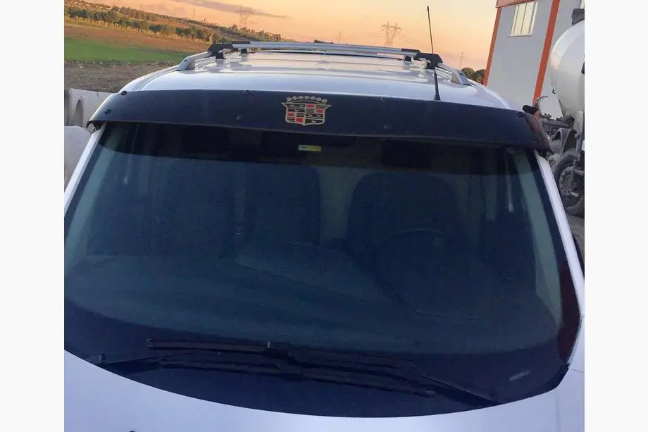 Ford Custom 2013-2022 Visera para parabrisas (con soportes) Foto 2