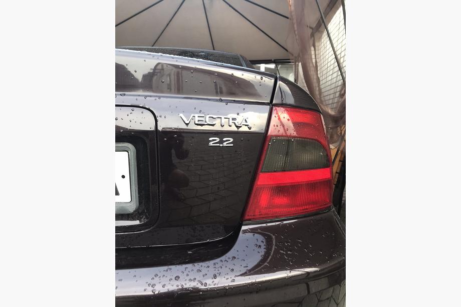 Opel Vectra B 1995-2002 Emblema Vectra (Turquía) Image