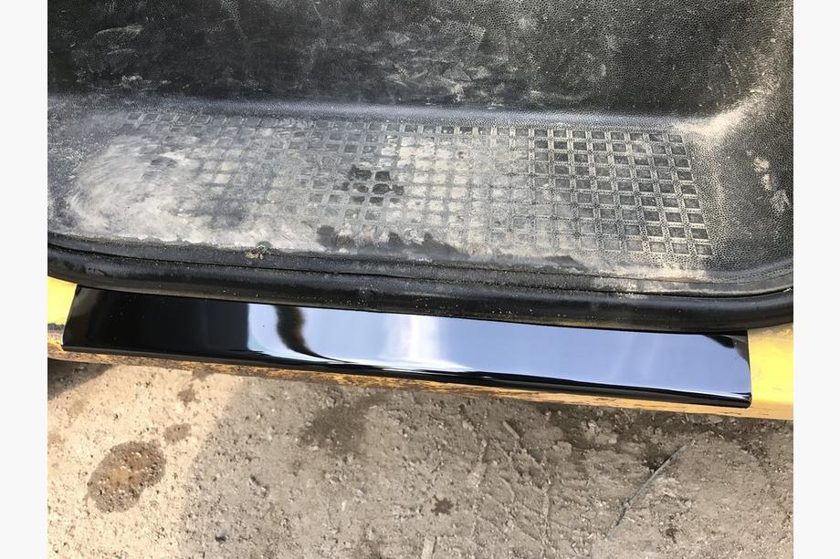 Volkswagen T4 Transporter 1990-2003 Protectores de umbral ABS (2 uds) Image