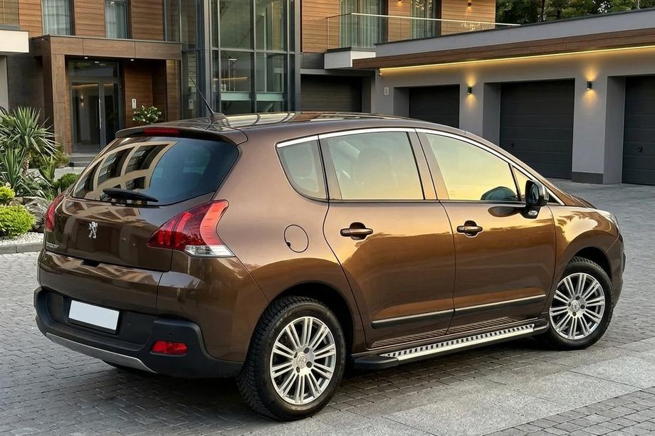 Peugeot 3008 2008-2016 Estribos Laterales Line (2 uds., Aluminio) Image
