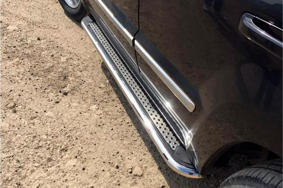 Jeep Grand Cherokee WK 2004-2010 Estribos Laterales Maydos V2 (2 uds, acero inoxidable) Image