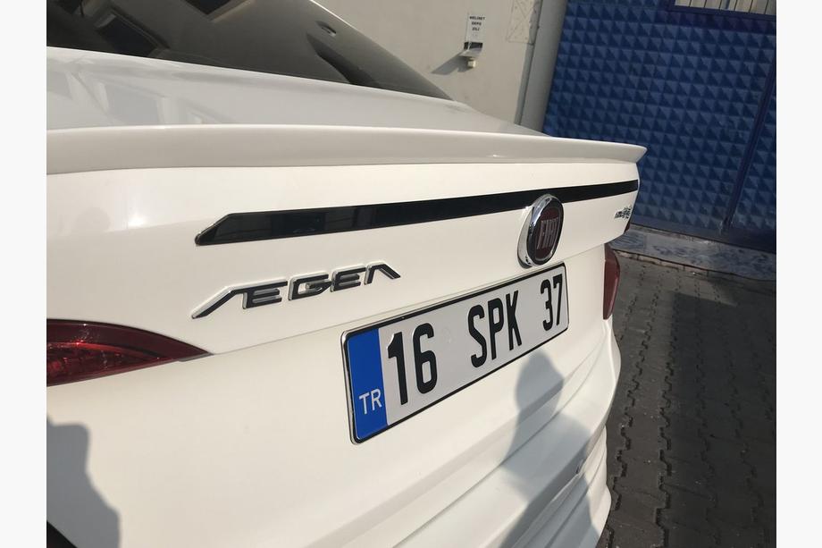 Fiat Tipo 2016- Alerón imprimado (fibra de vidrio) Foto 9