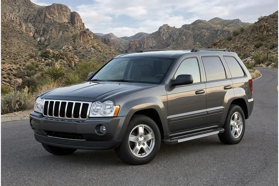 Jeep Grand Cherokee WK 2004-2010 Estribos Laterales RedLine V1 (2 uds., Aluminio) Image