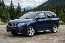 Jeep Compass 2006-2016 Estribos Laterales Sunrise (2 uds., Aluminio) foto 1