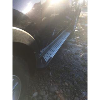 Estribos Laterales Allmond Grey (2 uds., Aluminio) Kia Sportage 2010-2015 foto 4