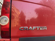 Volkswagen Crafter 2006-2016 Emblema Crafter (letra cursiva) foto 4
